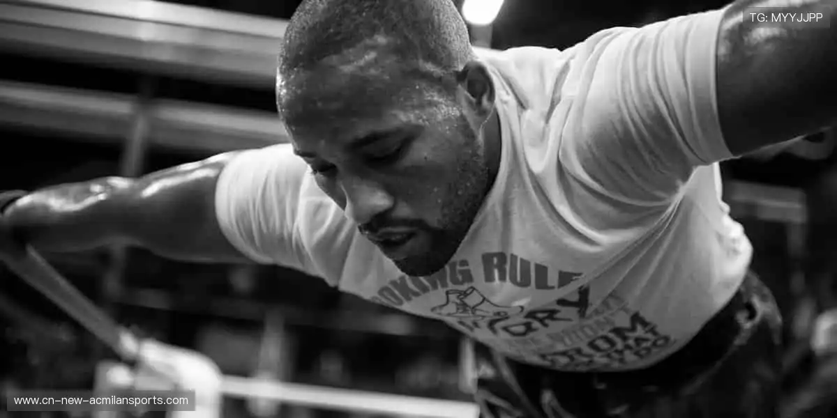 📺超清直播,一键解锁赛场心跳时刻!🎯